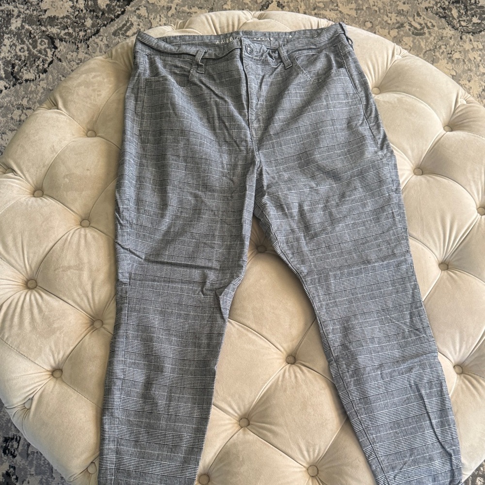 American Eagle Outfitters Gray Patterned Chinos